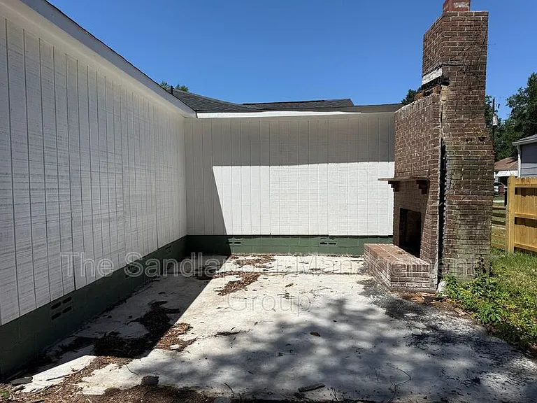 2627 Madden Dr — Photo 4