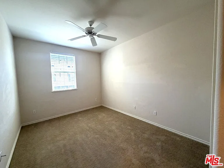 27030 Victoria Ln #76 — Photo 16