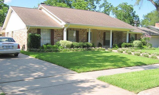 403 Bayou View Drive