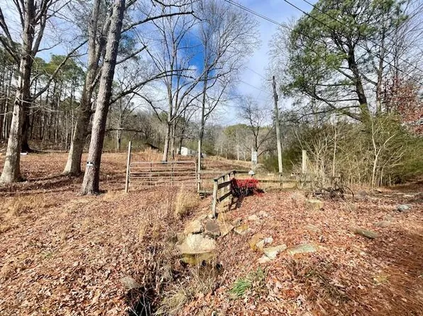 585 Orchard Rd, Summerville, GA 30747