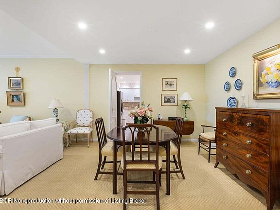 3rd image of 100 Royal Palm Way APT D2