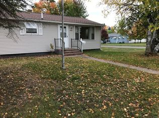 1600 W Breen Ave, Kingsford, MI 49802