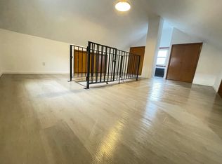 4848 207th St FLOOR 2, Oakland Gardens, NY 11364
