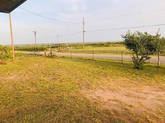 3rd image of 1732 County Road 104