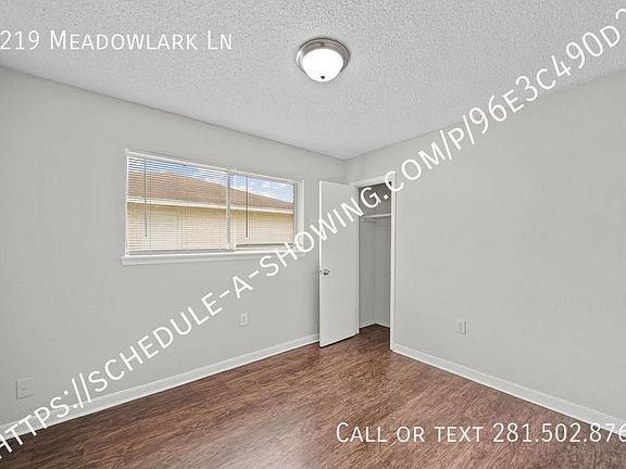 5th image of 7219 Meadowlark Ln