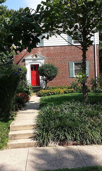 1st image of 3241 6th St S