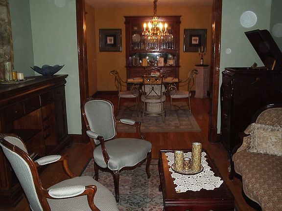 Elegant Dining Room