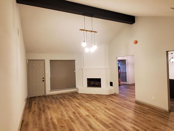 4th image of 15119 Grove Gardens Dr