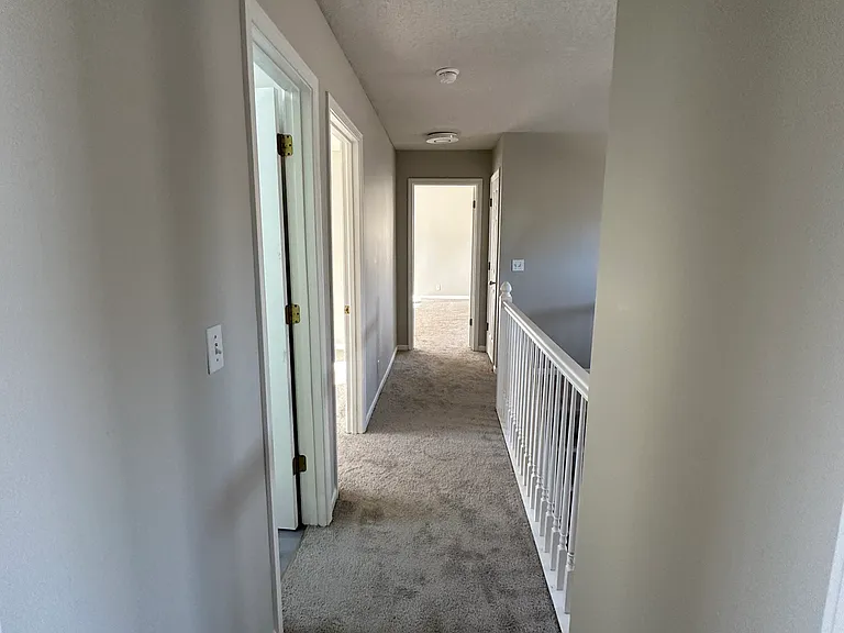 15591 W 141st St — Photo 5
