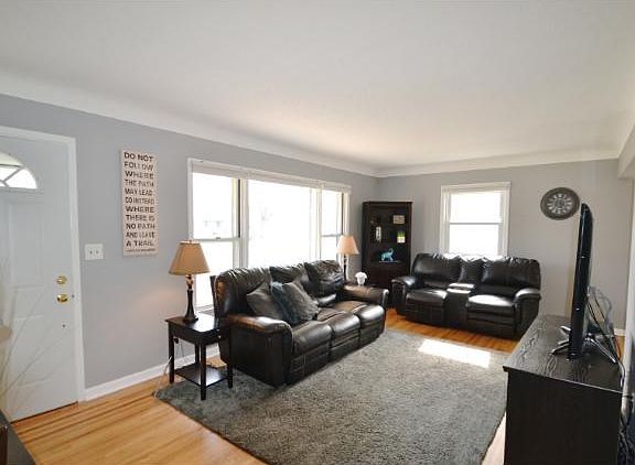 4th image of 3809 Howard Ave N