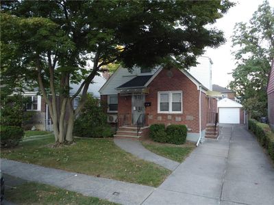 67-19 166th St, Flushing, NY, 11365