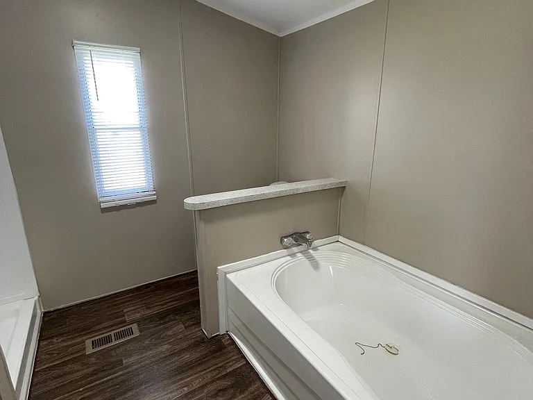 Woodlake Estates (TX) — Photo 31