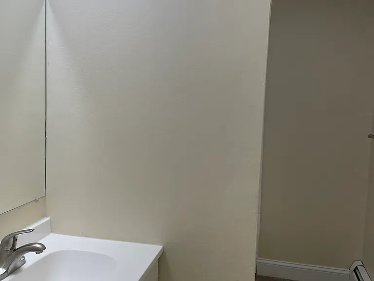 401 Cumberland Hill Rd #3L — Photo 8