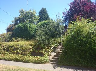 2632 29th Ave W, Seattle, WA 98199