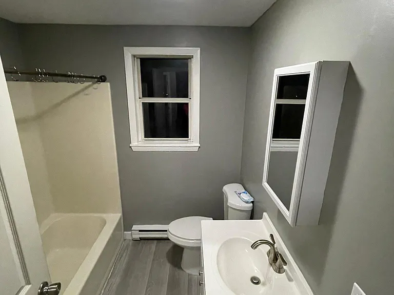 631 Charlton St — Photo 8