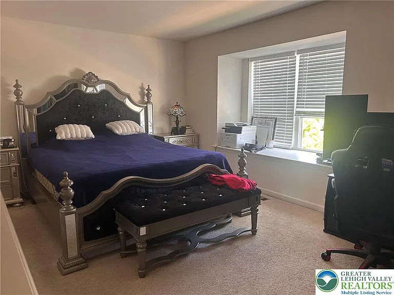 2465 Gillian Ln — Photo 12