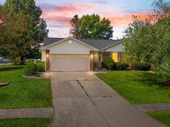 1327 Bitternut Ct, Troy, MO 63379