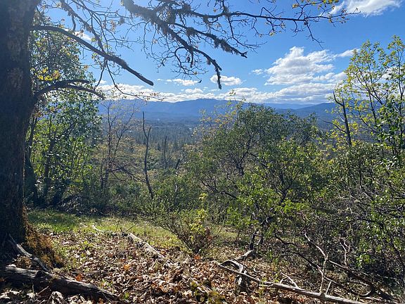 5th image of 928 N Schoolhouse Creek Rd