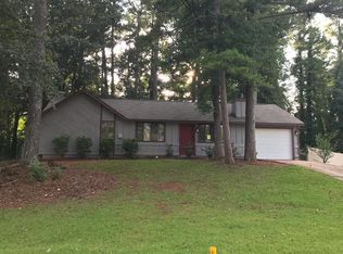 8873 Homewood Dr, Riverdale, GA