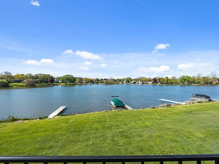 4960 Lake Point Dr — Photo 28
