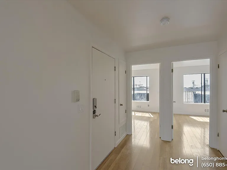 1475 Hawes St #B — Photo 15