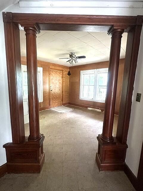 16th image of 627 Prospect Avenue