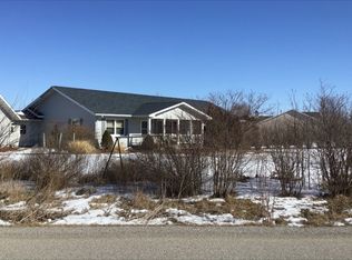 2610 Deer Run Dr, Urbana, IA 52345