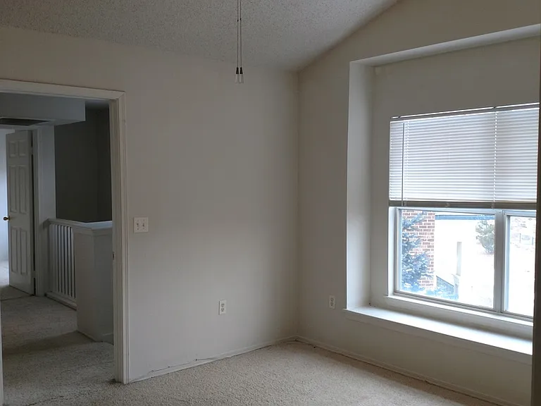 2145 Eagle Ave — Photo 4