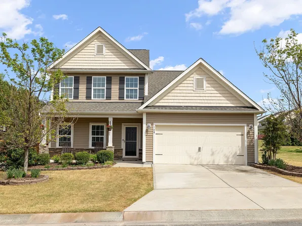 108 King Arthur Ct, Morrisville, NC 27560