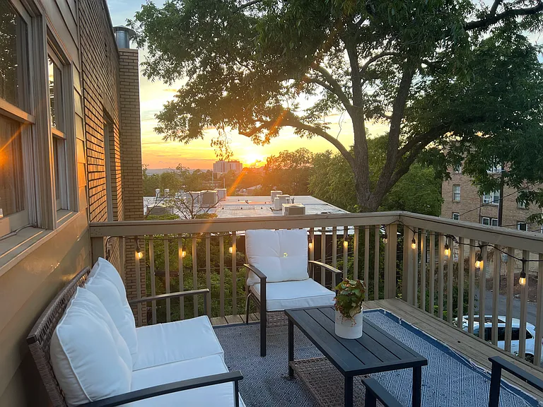 2242 Arlington Ave S #9 — Photo 4