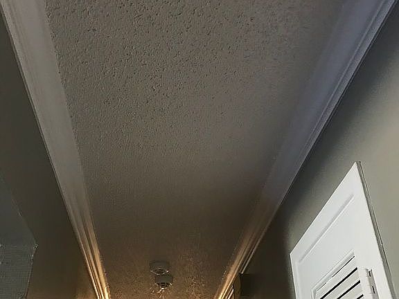 3rd image of 1204 S Cedar St