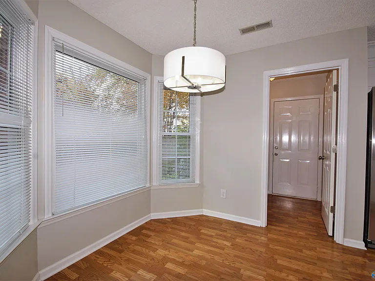 115 Markum Ln — Photo 8