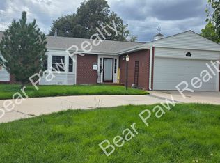 609 Vista Ln, Cheyenne, WY 82009