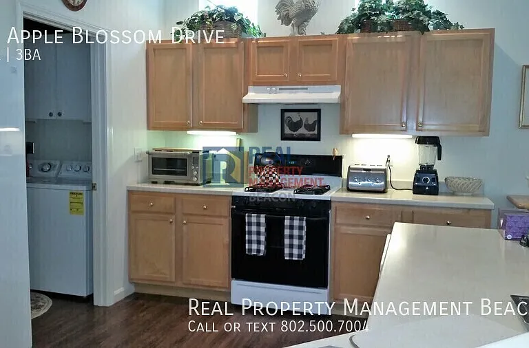 14 Apple Blossom Dr — Photo 9