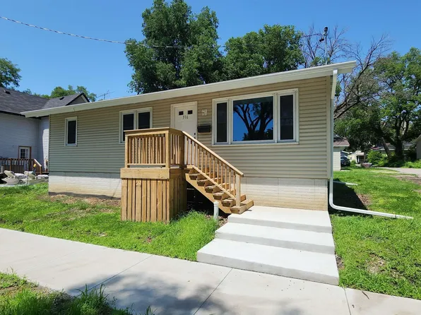 316 5th St NW, Mason City, IA 50401
