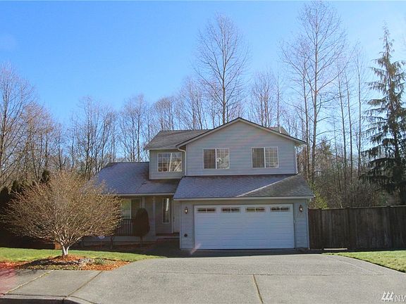 2nd image of 3333 Lake Dr