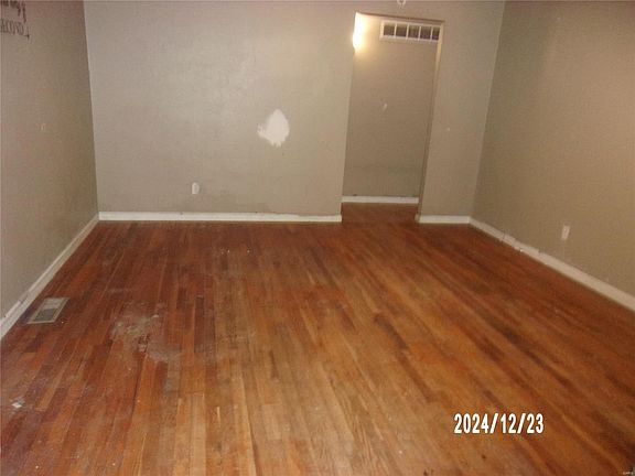 2nd image of 4244 Miletus Dr