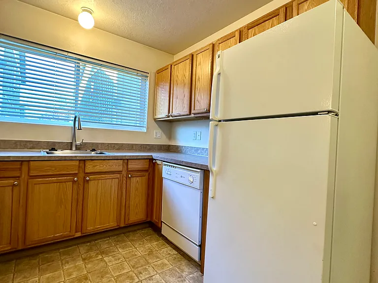 21028 Damascus Ln #2 — Photo 4