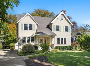 611 Ash St, Winnetka, IL 60093