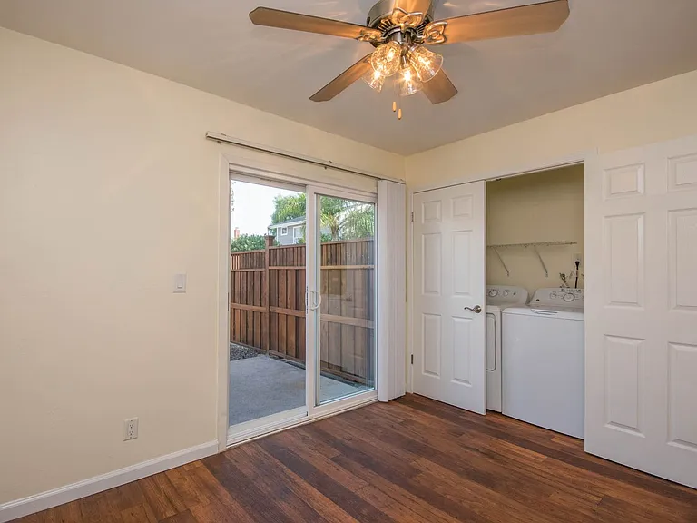 Breakwater Townhomes — Photo 19