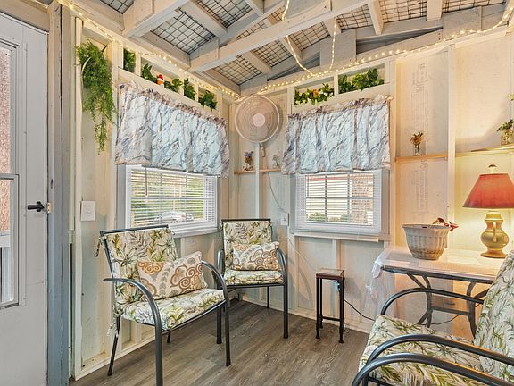 5th image of 9446 Greenwing Dr.