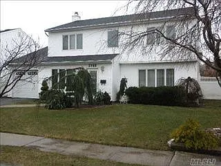 3908 Illona Ln photo 1