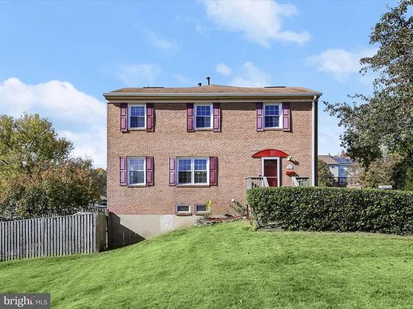 12828 Claxton Dr #4-A, Laurel, MD 20708