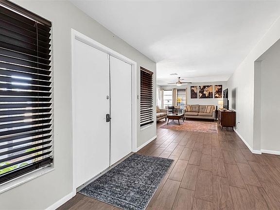 5th image of 18 Annapolis Ln
