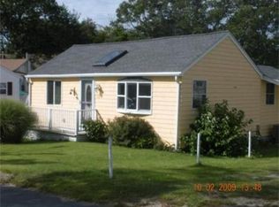 23 Circuit Ave, Wareham, MA 02571
