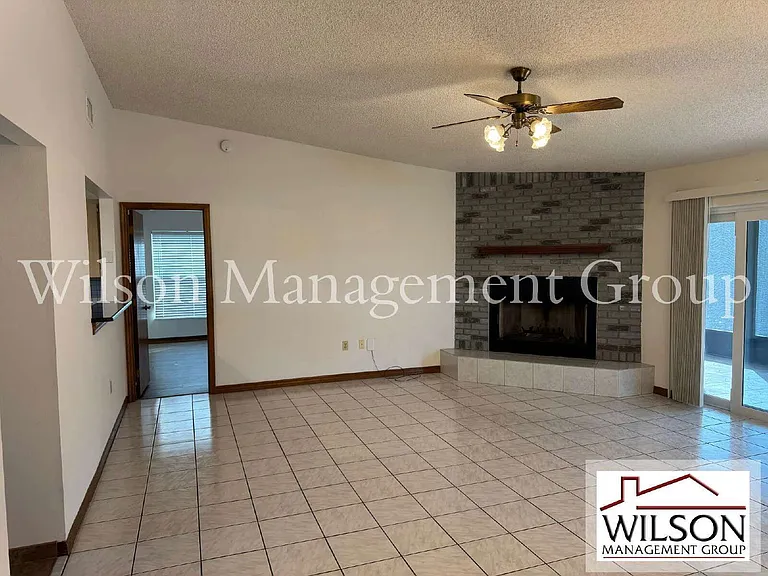 1420 Flamingo Dr — Photo 8