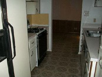 4th image of 2302 Lily Dr