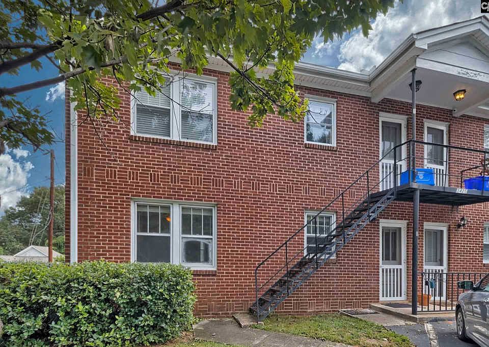 1st image of 3425 River Dr Unit 3425B
