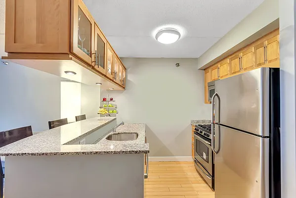 Rented by Compass | media 20