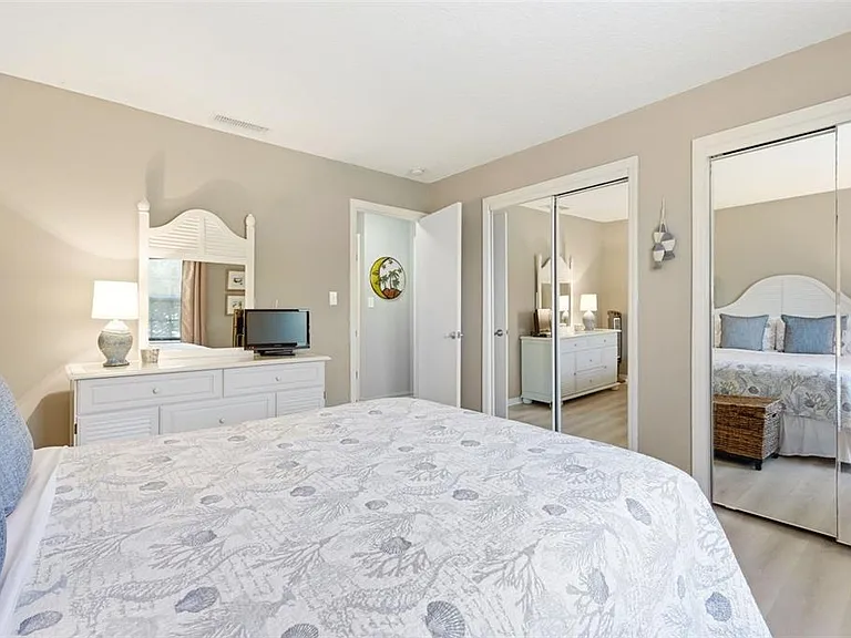 4805 Cobia Dr SE #D — Photo 26